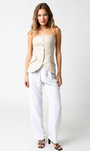 Load image into Gallery viewer, NEWEST ARRIVAL Natural Front Button Linen Strapless Top
