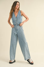 Load image into Gallery viewer, NEWEST ARRIVAL *LAST ONE* Crop Denim Vest
