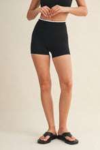 Load image into Gallery viewer, NEWEST ARRIVAL Black Contrast Binding Athletic Shorts Set
