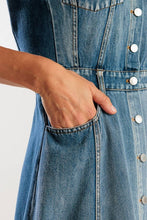 Load image into Gallery viewer, NEWEST ARRIVAL Denim Sleeveless Button Down Midi Dress
