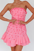 Load image into Gallery viewer, Pink Floral Strapless Ruffle Dress
