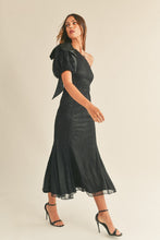 Load image into Gallery viewer, LAST ONE Black One Shoulder Ribbon Lace Midi Dress
