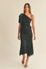 Load image into Gallery viewer, LAST ONE Black One Shoulder Ribbon Lace Midi Dress

