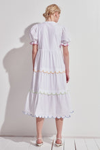 Load image into Gallery viewer, White Contrast Scallop Ombre Midi Dress
