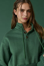 Load image into Gallery viewer, FINAL SALE Hunter Green Crop Henley Pullover

