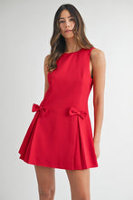 Load image into Gallery viewer, NEWEST ARRIVAL Red or White Front Bow Shift Dress
