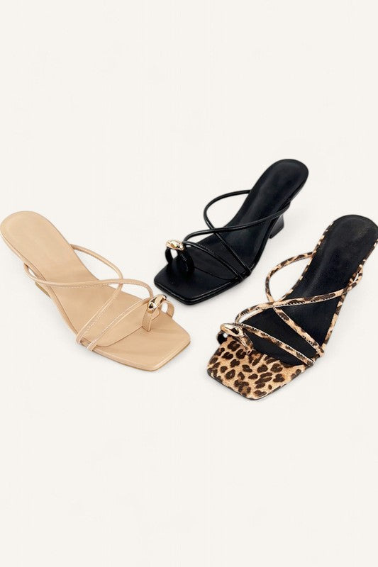 NEWEST ARRIVAL Black Strappy Gold Toe Ring Heels