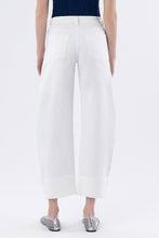 Load image into Gallery viewer, NEWEST ARRIVAL White Cuffed Barrel Jeans
