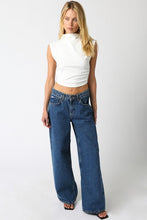Load image into Gallery viewer, NEWEST ARRIVAL Basic White Crop Mock Top
