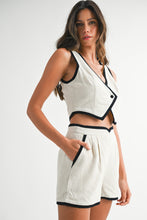 Load image into Gallery viewer, NEWEST ARRIVAL Oatmeal/Black Linen Shorts Set
