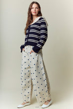 Load image into Gallery viewer, NEWEST ARRIVAL Cream/Navy Wide Leg Barrel Jeans
