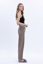 Load image into Gallery viewer, NEWEST ARRIVAL Brown Stone Barrel Crop Denim Jeans

