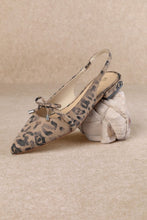 Load image into Gallery viewer, NEWEST ARRIVAL Leopard Print Slingback Shoes
