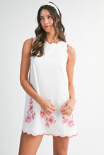 Load image into Gallery viewer, White/Red Floral Scallop Trim Dress
