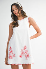 Load image into Gallery viewer, White/Red Floral Scallop Trim Dress
