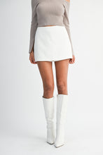 Load image into Gallery viewer, NEWEST ARRIVAL White Skort
