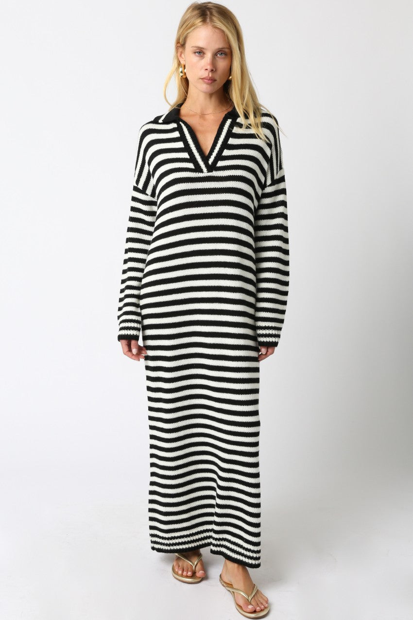 NEWEST ARRIVAL Black/White Striped Sweater Maxi Dress