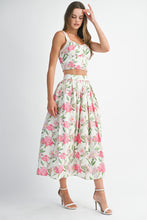 Load image into Gallery viewer, ONLINE ONLY Pink Floral Print Crop Midi Skirt Set
