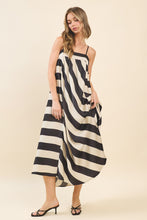 Load image into Gallery viewer, NEWEST ARRIVAL Ivory/Black Bold Striped Flowy Maxi Dress
