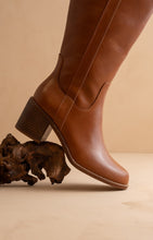 Load image into Gallery viewer, NEWEST ARRIVAL Brown Riding Boots
