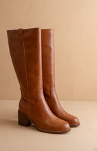 Load image into Gallery viewer, NEWEST ARRIVAL Brown Riding Boots
