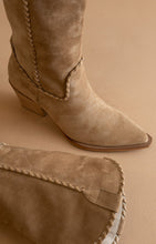 Load image into Gallery viewer, NEWEST ARRIVAL Almond Brown Shorter Whipstitch Western Boots
