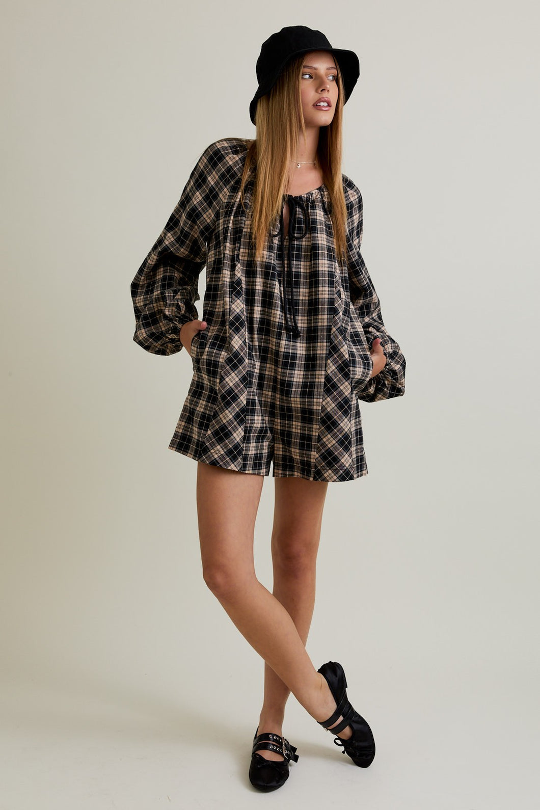 NEWEST ARRIVAL Black Plaid Long Sleeve Romper