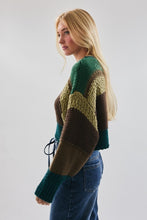 Load image into Gallery viewer, NEWEST ARRIVAL Hunter Green Chunky Knit Crop Sweater
