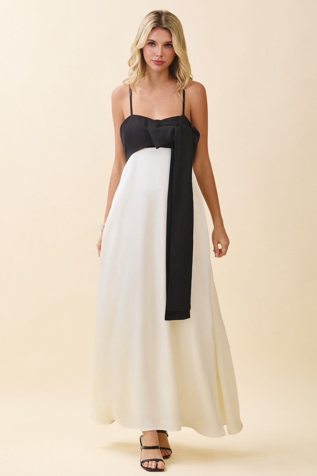 NEWEST ARRIVAL Off White/Black Contrast Front Bow Sash Maxi Dress