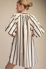 Load image into Gallery viewer, NEWEST ARRIVAL Cream/Black Striped Elbow Sleeve Shift Dress
