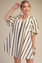 Load image into Gallery viewer, NEWEST ARRIVAL Cream/Black Striped Elbow Sleeve Shift Dress
