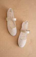 Load image into Gallery viewer, NEWEST ARRIVAL White Mesh CZ Ballet Flats
