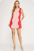 Load image into Gallery viewer, NEWEST ARRIVAL Red/Pink Wavy Contrast Sleeveless Dress
