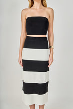 Load image into Gallery viewer, NEWEST ARRIVAL Black/White Knit Midi Skirt
