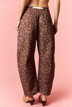 Load image into Gallery viewer, NEWEST ARRIVAL Brown Animal Print Oversized Barrel Jeans
