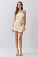 Load image into Gallery viewer, NEWEST ARRIVAL Satin Yellow Tulip Strapless Top
