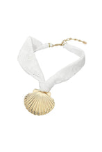 Load image into Gallery viewer, NEWEST ARRIVAL Gold Seashell Eyelet Scarf Necklace
