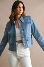 Load image into Gallery viewer, NEWEST ARRIVAL Denim Scallop Placket Peter Pan Jacket
