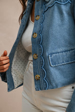 Load image into Gallery viewer, NEWEST ARRIVAL Denim Scallop Placket Peter Pan Jacket
