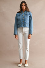 Load image into Gallery viewer, NEWEST ARRIVAL Denim Scallop Placket Peter Pan Jacket

