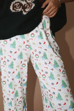 Load image into Gallery viewer, NEWEST ARRIVAL Cream Christmas Print Lounge Set
