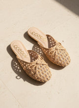 Load image into Gallery viewer, NEWEST ARRIVAL Woven Raffia Mule Flats
