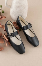 Load image into Gallery viewer, Black Buckle Ballet Flats
