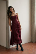 Load image into Gallery viewer, NEWEST ARRIVAL Burgundy Asymmetrical Waist Pleated Midi Dress
