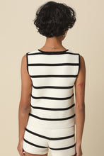 Load image into Gallery viewer, NEWEST ARRIVAL *PREORDER 3/26* Cream/Black Knit Front Tie Shorts Set
