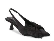 Load image into Gallery viewer, Black Bow Pumps
