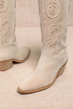 Load image into Gallery viewer, NEWEST ARRIVAL Beige Western Embroidered Boots
