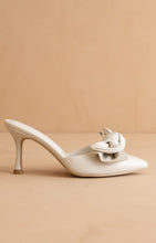 Load image into Gallery viewer, NEWEST ARRIVAL White Bow Kitten Heels
