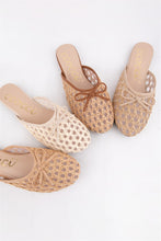Load image into Gallery viewer, NEWEST ARRIVAL Woven Raffia Mule Flats
