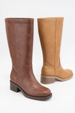 Load image into Gallery viewer, NEWEST ARRIVAL *PREORDER 8/28* Camel Riding Boots
